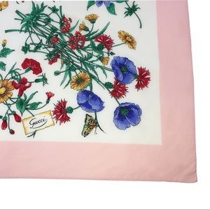 Vintage Gucci Flora Spring Floral Print Silk Scarf